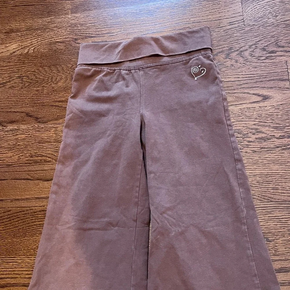 ⭐Y2K Girls Capri Wide Leg Yoga Pants Brown Fold Over Waist Glitter Heart Size S